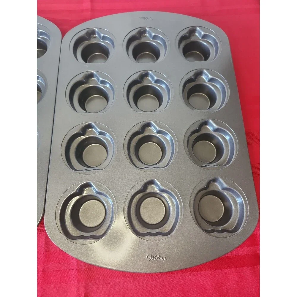 Wilton Muffin Pan Set of 2 Flower Pumpkin Apple Shape 12 Cavity Cupcake Bakeware